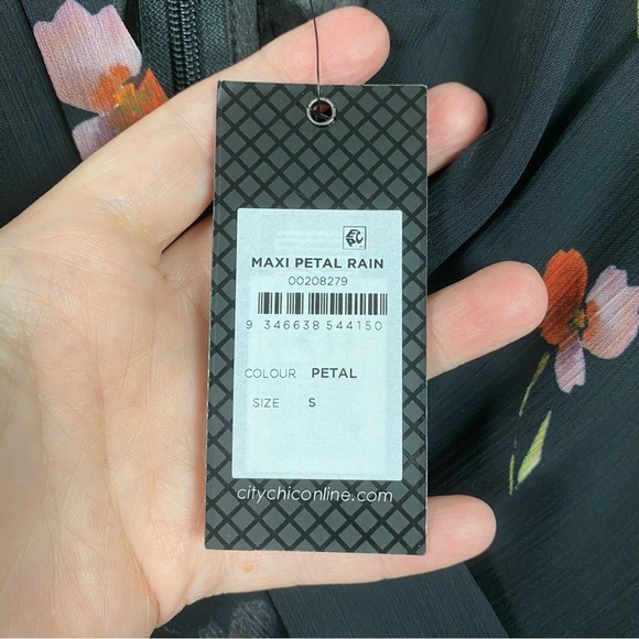 City Chic Black Floral Petal Rain Maxi Dress Sz.S/16 NWT - Picture 8 of 15